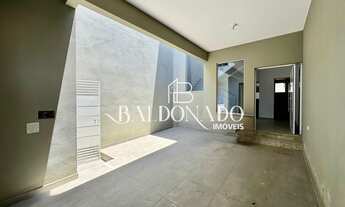 Imagem 7: Casa com 3 dormitórios em Extrema para alugar, sobrado com 2 vagas de garagem