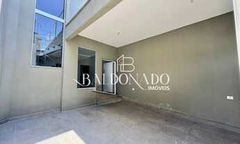 Imagem 4: Casa com 3 dormitórios em Extrema para alugar, sobrado com 2 vagas de garagem