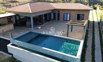 Imagem: Vende-se Casa Beira da Represa de Piracaia