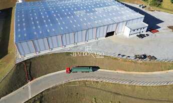 Imagem 3: GALPAO EM EXTREMA MG PARA ALUGAR 11.014,50 M HA 500 METROS DA RODOVIA