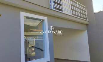 Imagem 2: CASA EM EXTREMA - SOBRADO COM 3 SUÍTES, GARAGEM 3 CARROS