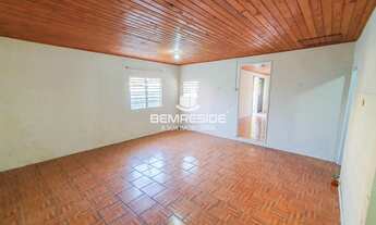 Imagem 3: Casa com amplo espaço de frente para à rodovia em Balneário Camacho