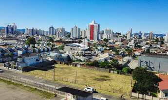 Imagem 6: Amplo terreno no bairro Oficinas