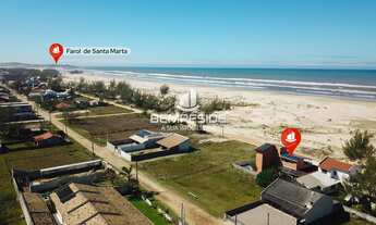 Imagem: Casa com dois terrenos de frente para o