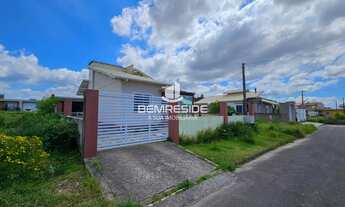 Imagem: Casa de alvenaria com três quartos no bairro