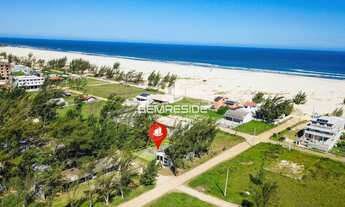 Imagem: Terreno escriturado à poucos passos do