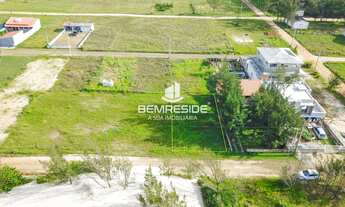 Imagem 3: Terreno escriturado com frente para o mar no Balneário Camacho