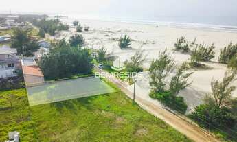 Imagem 5: Terreno escriturado com frente para o mar no Balneário Camacho
