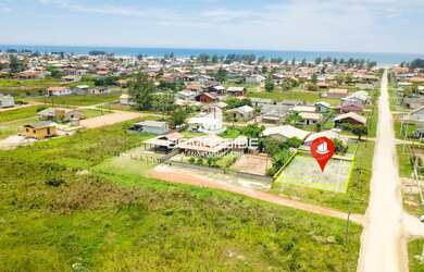 Imagem: Terreno de esquina com escritura na praia