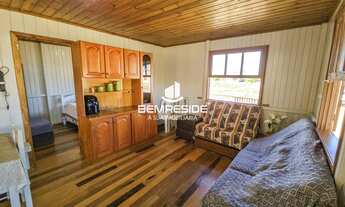 Imagem 6: Casa escriturada com quatro quartos na praia do Campo Bom