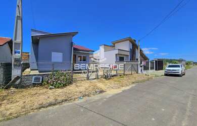 Imagem 2: Casa de laje com dois quartos semi mobiliada