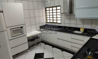 Imagem: CASA BAIRRO SANTA MÔNICA