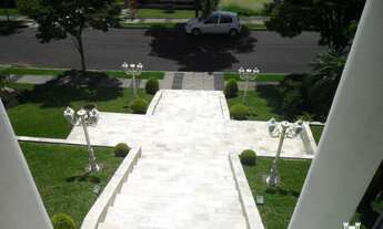 Imagem 3: Casa Orfas., 4 dormitórios na Avenida Anita Garibaldi