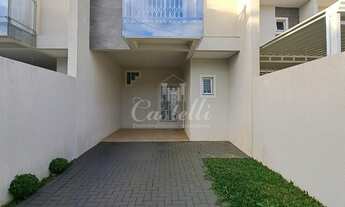 Imagem 1: Sobrado à venda, no Bairro Uvaranas, em PONTA GROSSA - PR