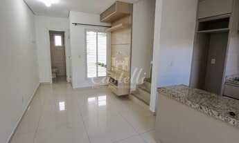 Imagem 2: Sobrado à venda, no Bairro Uvaranas, em PONTA GROSSA - PR