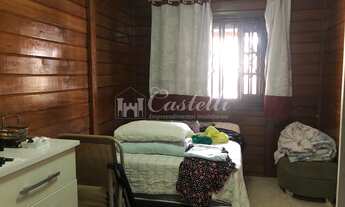 Imagem 6: Linda casa no estilo colonial, em madeira Angelim