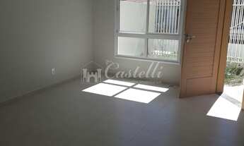 Imagem 2: Sobrado para a à venda, no Bairro Uvaranas, PONTA GROSSA - PR