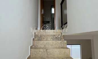 Imagem 5: Sobrado à venda, no Bairro Uvaranas, em PONTA GROSSA - PR