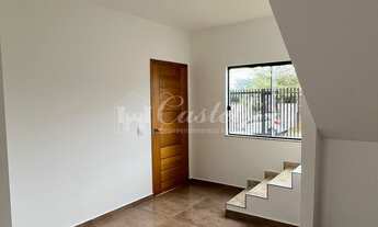 Imagem 2: Sobrado à venda, no Bairro Uvaranas, em PONTA GROSSA - PR