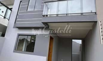 Imagem: Sobrado à venda, no Bairro Uvaranas, em