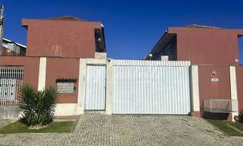 Imagem: Sobrado à venda, no Bairro Uvaranas, em