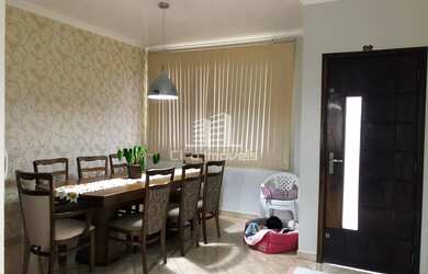 Imagem 6: CASA NO BAIRRO AMADORI