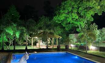 Imagem: Vende-se chácara ampla, com casa, piscina