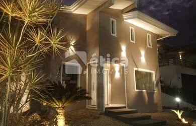 Imagem 4: Linda Casa semi mobiliada em Condomínio Fechado de Alto Padrão para Locação em Itajaí