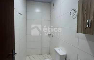 Imagem 4: Locação de Sala Comercial Estilo Galpão com Pé Direito Alto e Ótima Localização