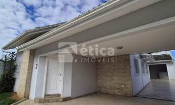 Imagem 3: Locação Casa Grande com 4 Quartos e Área Gourmet no Dom Bosco