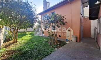 Imagem 3: Imóvel Versátil para Locação Ideal para Residência ou Comércio na Vila Operária