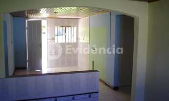 Imagem 6: Imóvel com amplo terreno