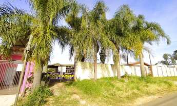 Imagem: Imóvel com amplo terreno