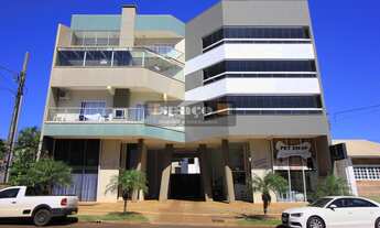 Imagem: Apartamento com 02 quartos em prédio com