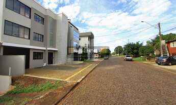 Imagem 2: Apartamento no centro com cozinha planejada e vaga de estacionamento