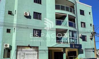 Imagem: Cobertura a venda com 04 suítes localizada