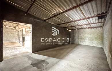 Imagem 7: Sala comercial com barracão anexo para locação no Centro de Medianeira