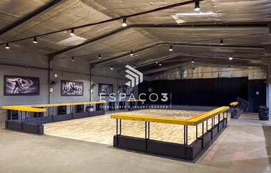 Imagem 2: Terreno Comercial com 2 barracões, casa e kitnet à venda no Centro de Medianeira PR