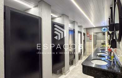 Imagem 6: Terreno Comercial com 2 barracões, casa e kitnet à venda no Centro de Medianeira PR