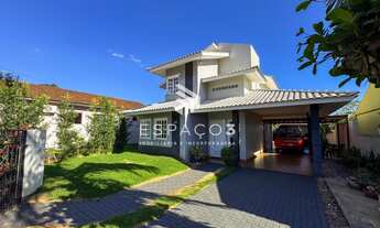 Imagem 4: Sobrado a venda localizada no Bairro condá em Medianeira PR