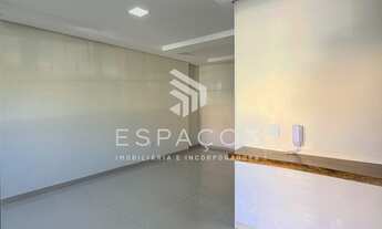 Imagem 2: Apartamento no centro com cozinha planejada e vaga de estacionamento