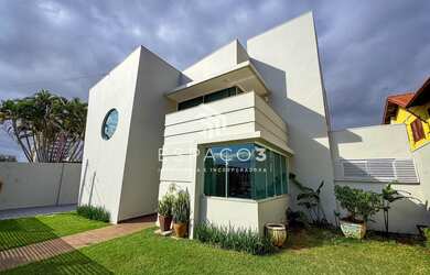 Imagem: Sobrado para locação localizado no Centro