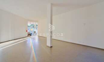 Imagem 3: Sala Comercial, n 05, Edifício Coimbra em frente a UTFPR