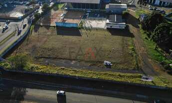 Imagem: Ótimo terreno à venda, em frente ao Parque