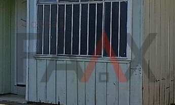 Imagem: Casa de madeira com amplo terreno, DOS ESTADOS