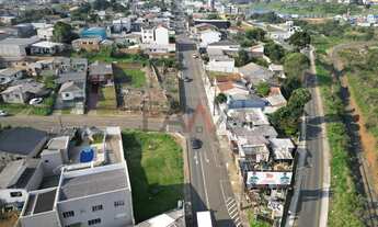 Imagem 5: Ótimo terreno localizado em via de acesso com grande fluxo, esquina