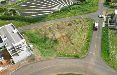 Imagem 3: Terreno à Venda em Guarapuava - 597,82 m ao Lado da Praça da Fé
