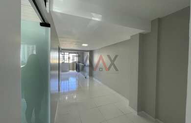 Imagem 3: Sala Comercial para Locação no Centro de Guarapuava Próxima ao Lago