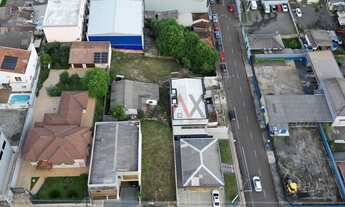 Imagem: Terreno em área Central, rua principal