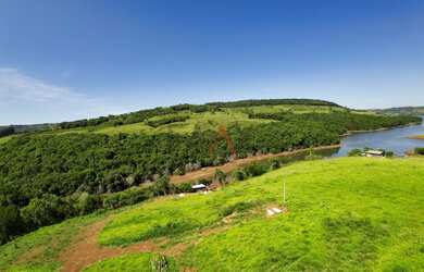 Imagem 7: Chacara Descompressão FAAX Imóveis no Alagado de Reserva do Iguaçu